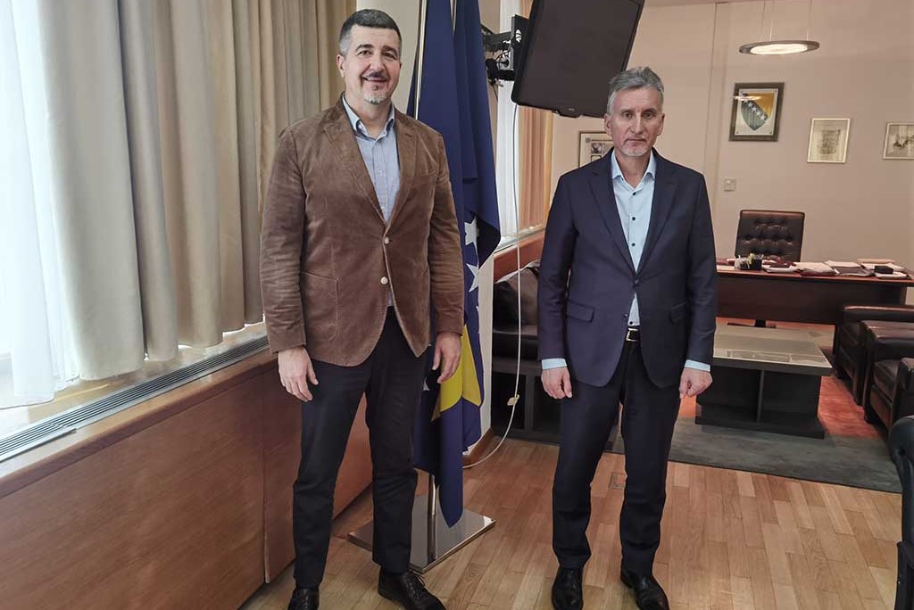 The Speaker of the House of Peoples of the Parliamentary Assembly of Bosnia and Herzegovina, Kemal Ademović, met with the Director-General of BHRT 