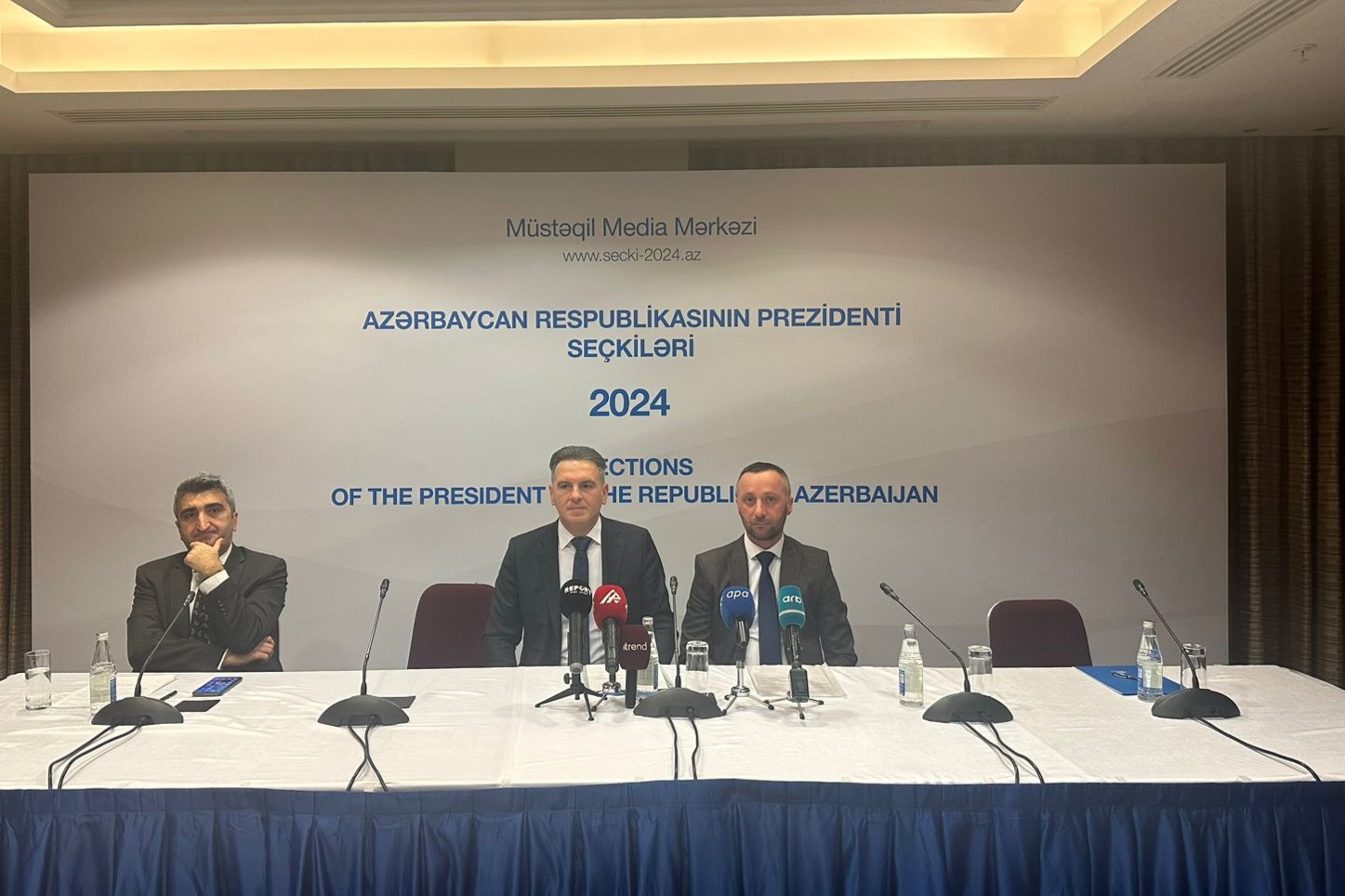 Delegat u Domu naroda Džemal Smajić i poslanik u Predstavničkom domu Milorad Kojić učestvovali u posmatračkoj misiji vanrednih predsjedničkih izbora u Republici Azerbejdžan