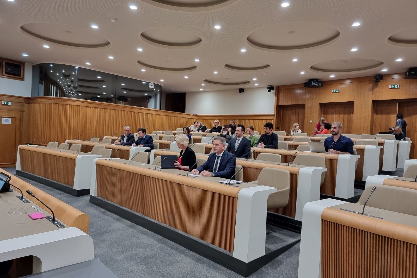Delegate in the House of Peoples of the Parliamentary Assembly of Bosnia and Herzegovina (PABiH), Džemal Smajić, participated in a symposium on the transparency of state parliaments in Ljubljana