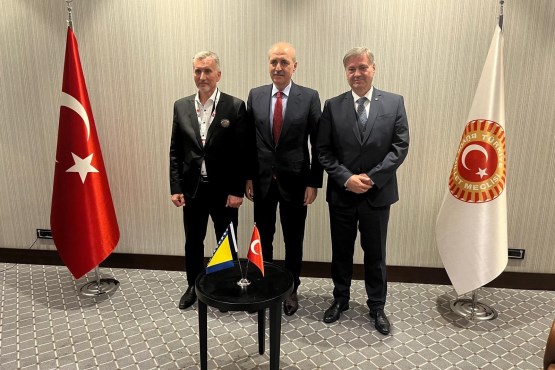 Speaker of the House of Peoples Kemal Ademović and Deputy Speaker of the House of Representatives Dr. Denis Zvizdić met in Istanbul with the President of the Grand National Assembly of the Republic of Turkey 
